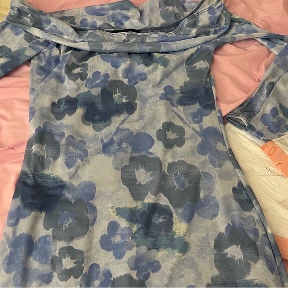 Floral Mini Dress - Picture 9 of 10